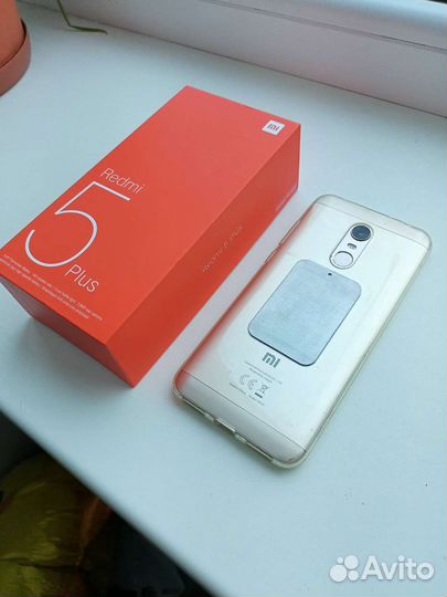 Xiaomi Redmi 5 Plus, 3/32 ГБ