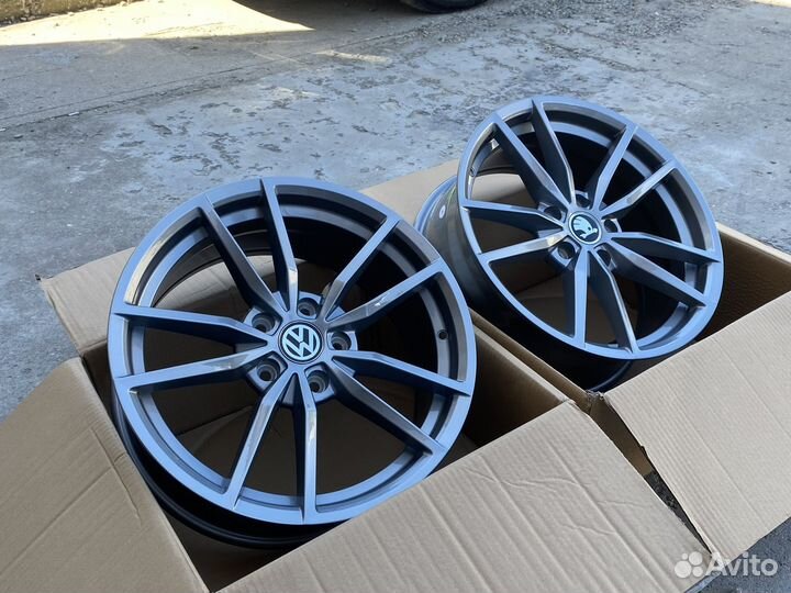 Диски R*18/5x112 Pretoria(Grey) Golf,Jetta,Skoda