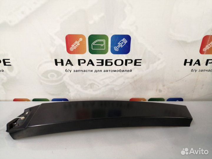 Накладка на стойку наружная правая Volkswagen