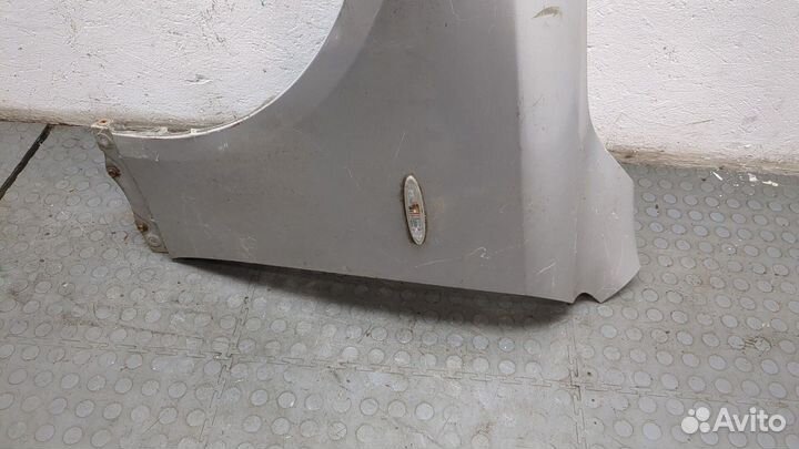 Крыло Lexus IS, 2007