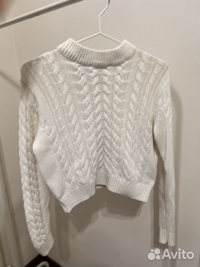 Свитер женский