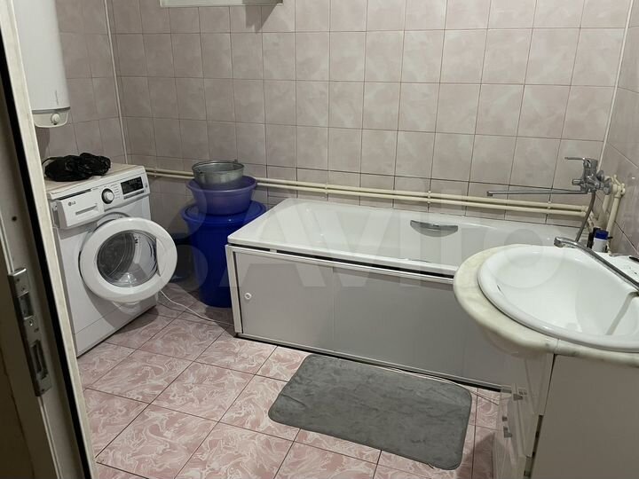 2-к. квартира, 62 м², 5/5 эт.