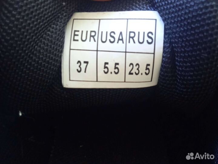 Кроссовки для танцев