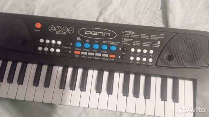Синтезатор Denn