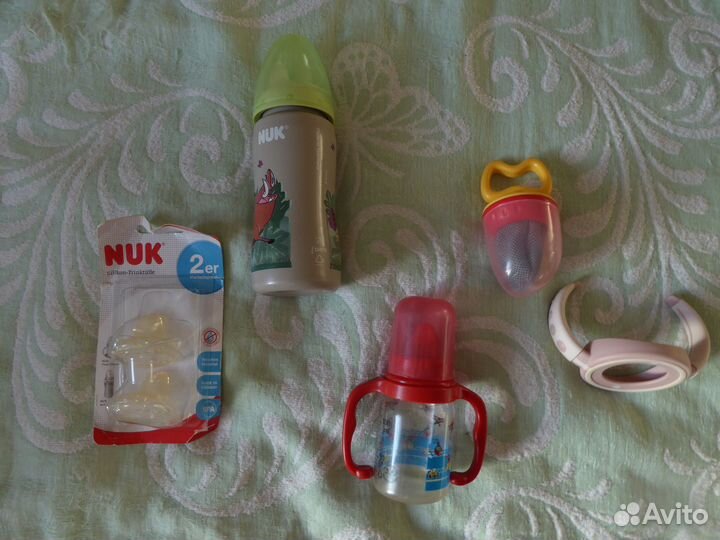 Бутылочка NUK с новыми сосками (возраст с 6 мес.)
