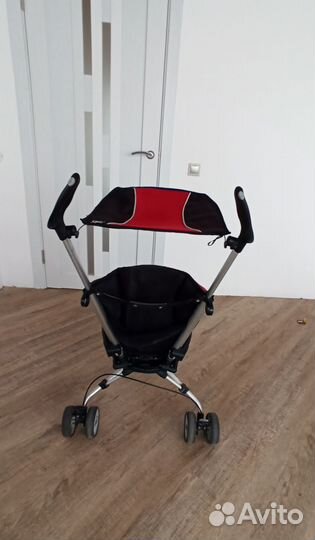 Легкая прогулочная коляска трость Geoby D888