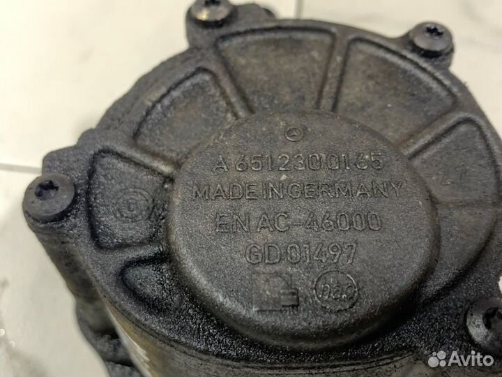 Вакуумный насос Mercedes W212 OM651