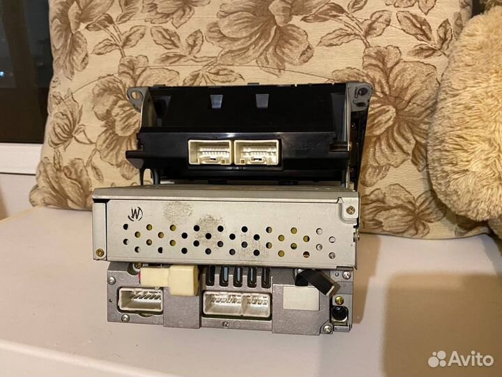 Магнитола/климат контроль Altezza/Lexus is200