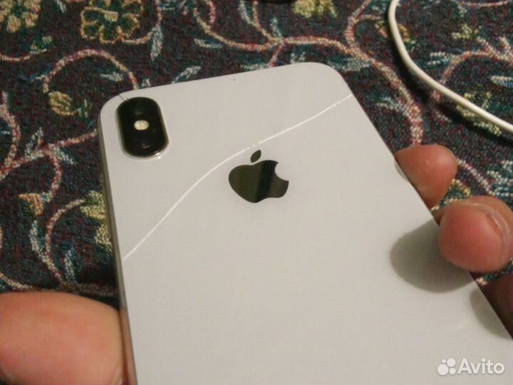 iPhone X, 64 ГБ