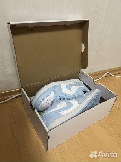 Кеды Nike air jordan 1 low ice blue ориг с биркой
