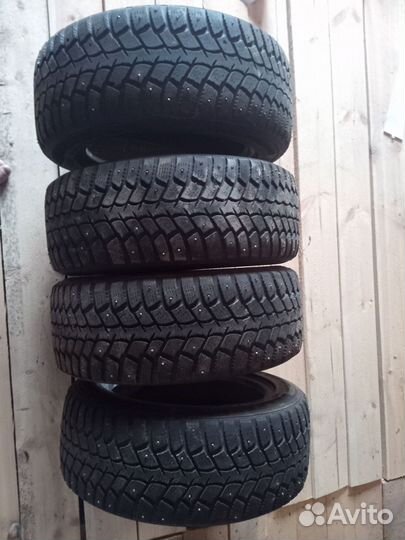 Kumho I'Zen Wis KW19 195/55 R15