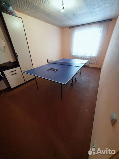 Теннисный стол