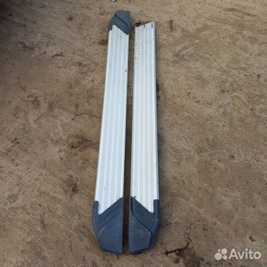 Пороги подножки рено Дастер