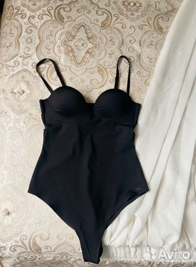 Incanto боди 70b черное