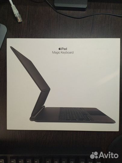 Клавиатура Apple Magic Keyboard для iPad Pro 12,9