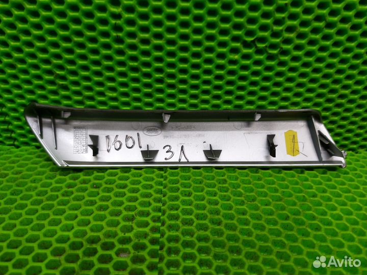 Накладка ручки двери задняя левая Land Rover Range