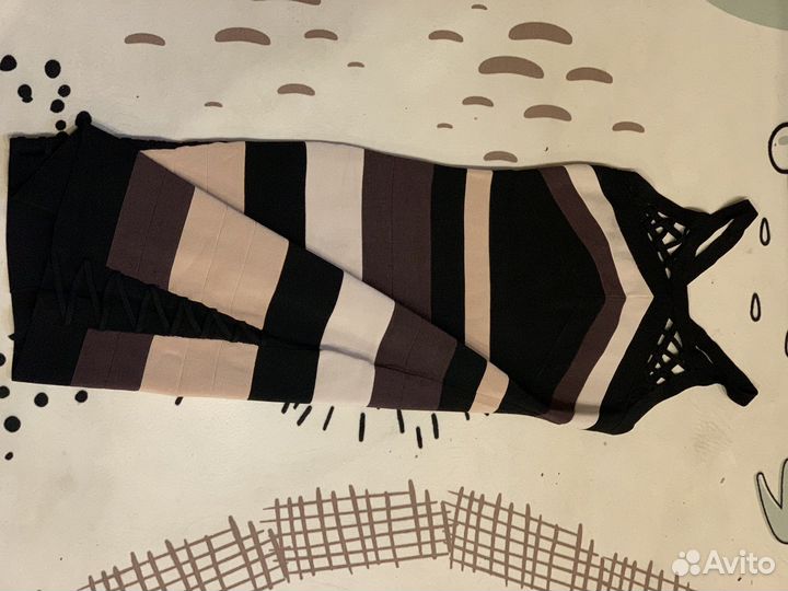 Платье karen millen 40 42