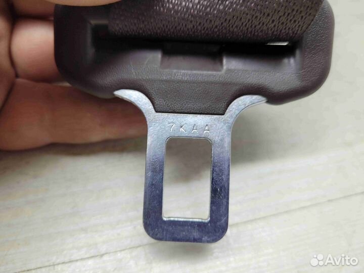 Ремень безопасности задний левый Lexus RX