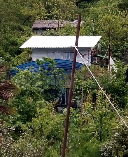 Дом 29,7 м² на участке 2 сот.