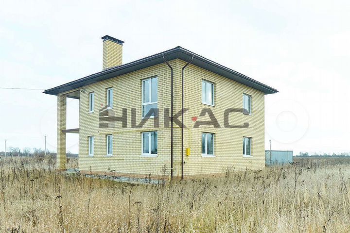 Коттедж 183,4 м² на участке 10 сот.