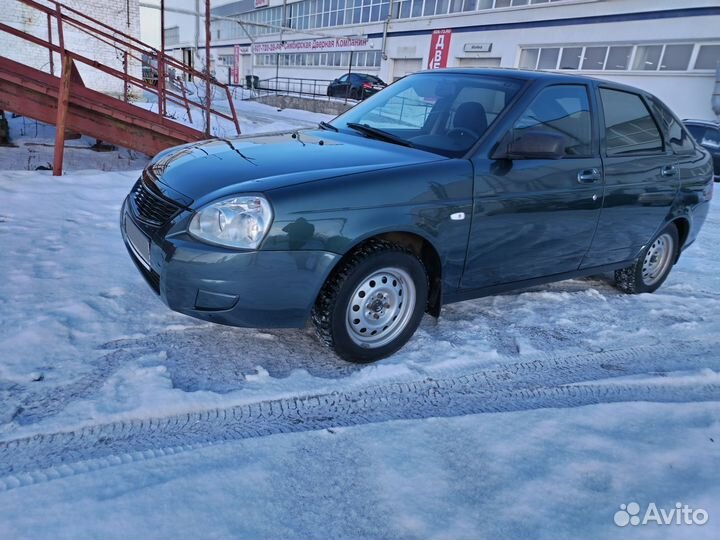 LADA Priora 1.6 МТ, 2010, 200 000 км