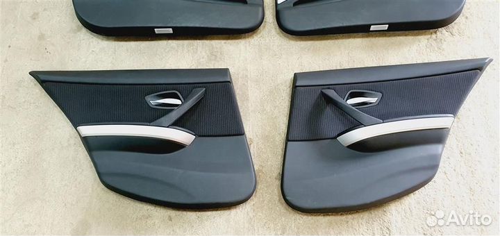 Карта двери BMW E90