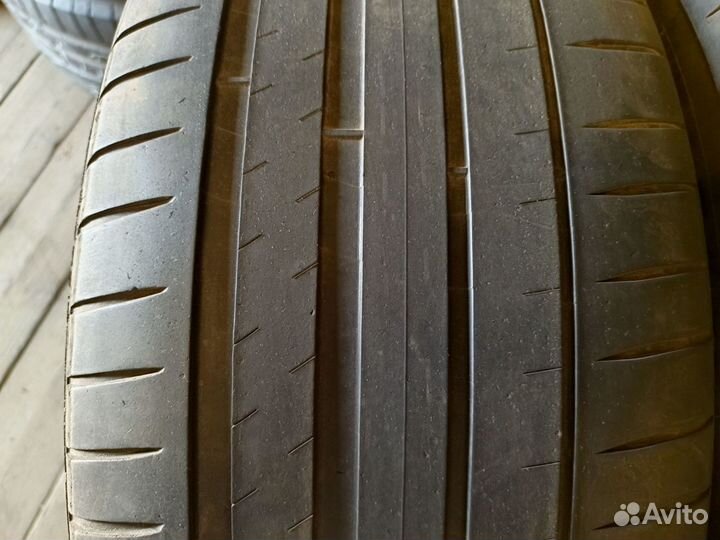 Michelin Pilot Sport 4 225/50 R18 99Y