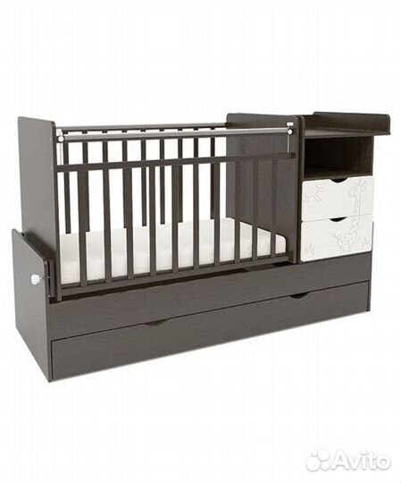 Детская кроватка с маятником и ящиками