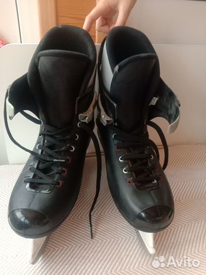 Коньки хоккейные bauer supreme eur 35