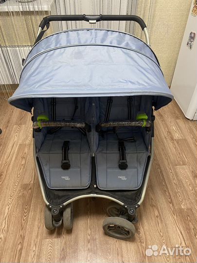 Коляска для двойни valcobaby