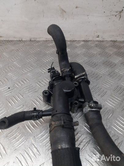 Корпус термостата Renault Laguna универсал 1.9