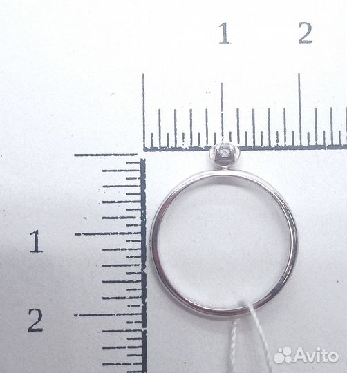 Золотое кольцо с бриллиантом 15,5р