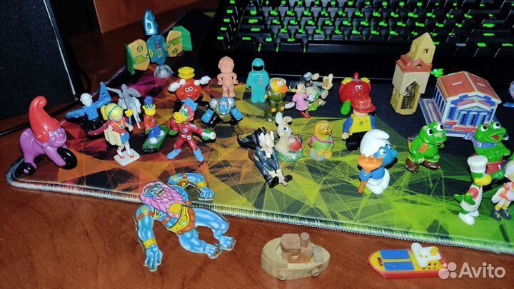 Игрушки из киндера 90х