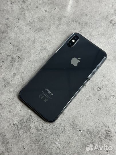 iPhone X (64Gb)