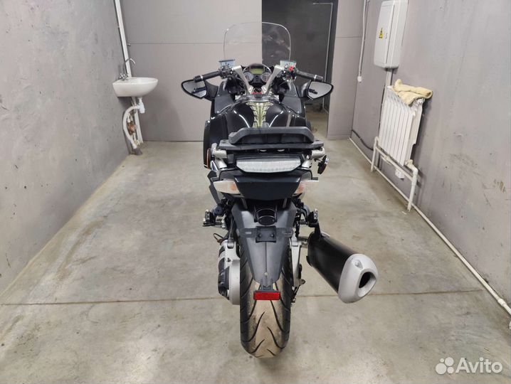 Kawasaki GTR 1400 (concours 14), 2009