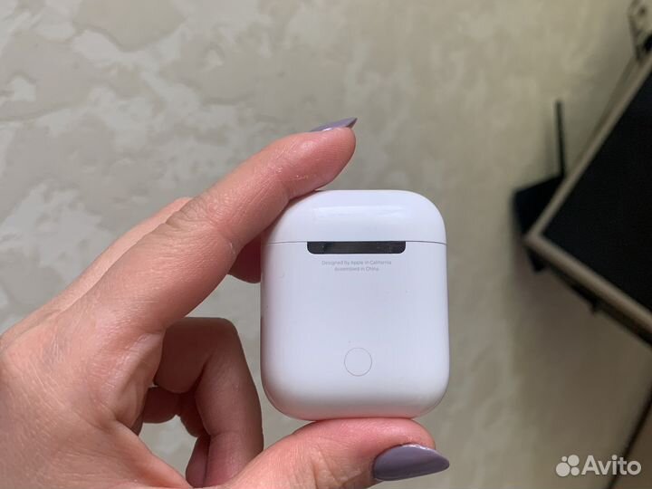 Наушники apple airpods левый