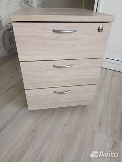 Тумба выкатная