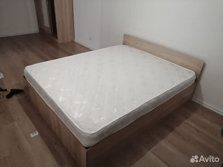 Кровать двухпальная
