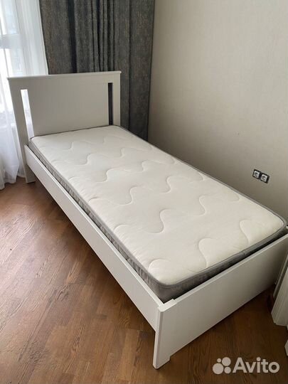 Кровать IKEA Хэмнес 90*200 с матрасом