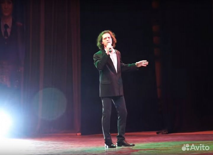 Вокалист в группу, ансамбль, хор, театр и т. п