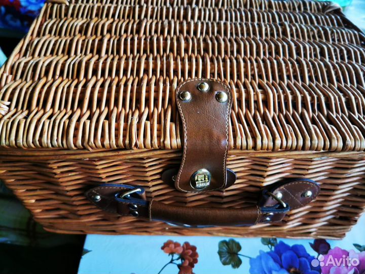 Корзина GreenWay для пикника на 4 персоны