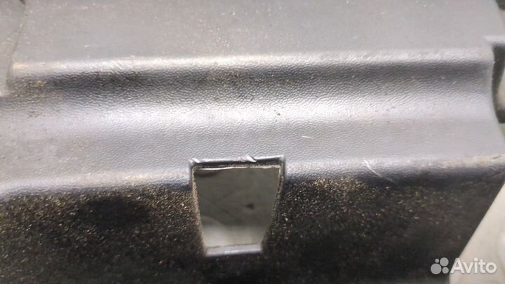 Накладка замка капота Nissan Leaf 2017, 2019