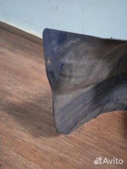 Подкрылок (локер) задний левый Volkswagen Polo