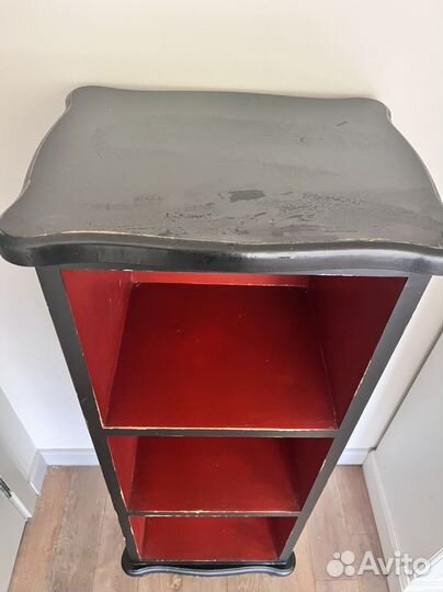 Шкафчик для книг