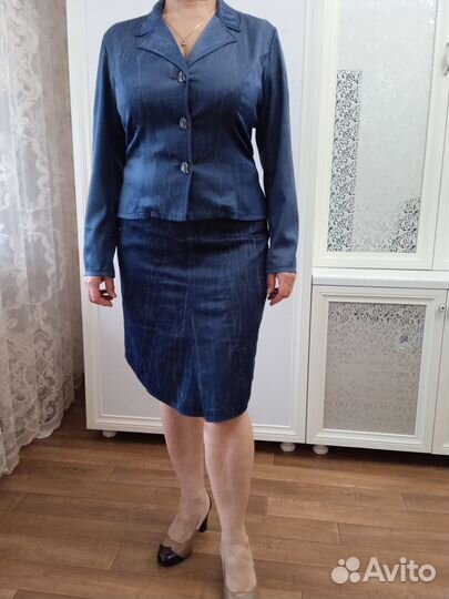 Костюм: пиджак, юбка