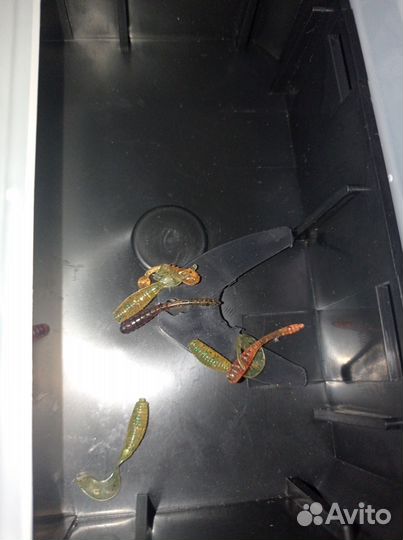 Зимний рыболовный ящик