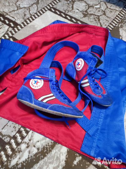 Борцовки и кимоно