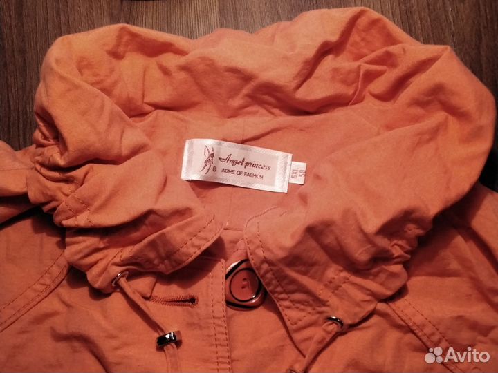 Женская,блузка с пайетками,ветровка 58р