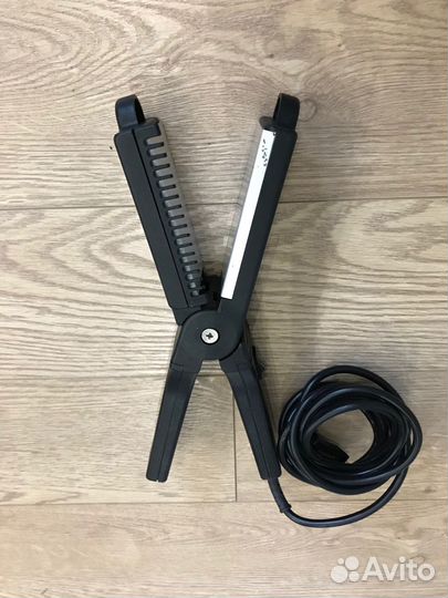 Выпрямитель для волос (утюжок)