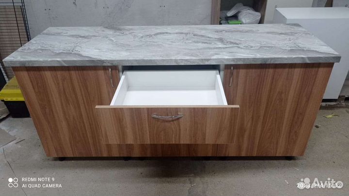 Кухонный гарнитур новый